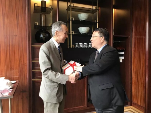 20180423152446505891807497.jpg 20180423152446505891807497.jpg